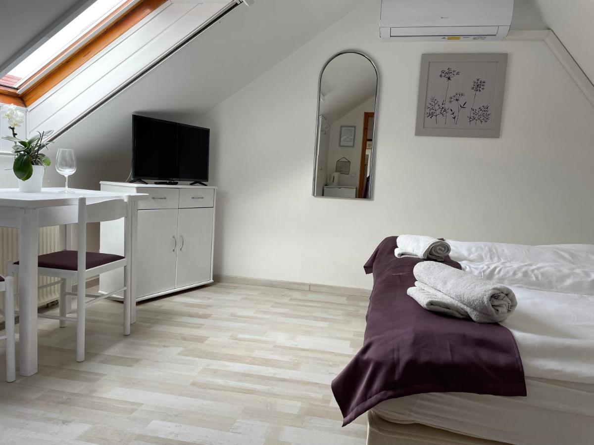 Fertőrákos Szentesi Panzio B&B 외부 사진