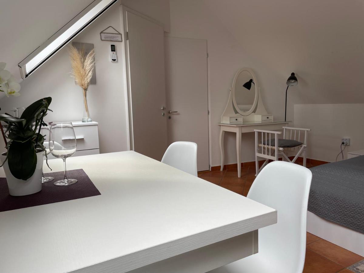 Fertőrákos Szentesi Panzio B&B 외부 사진