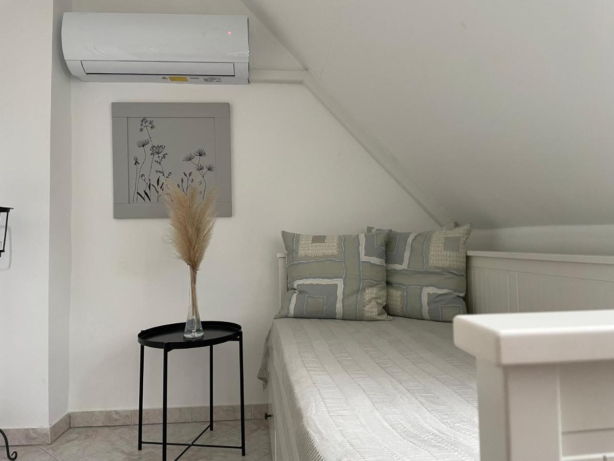 Fertőrákos Szentesi Panzio B&B 외부 사진