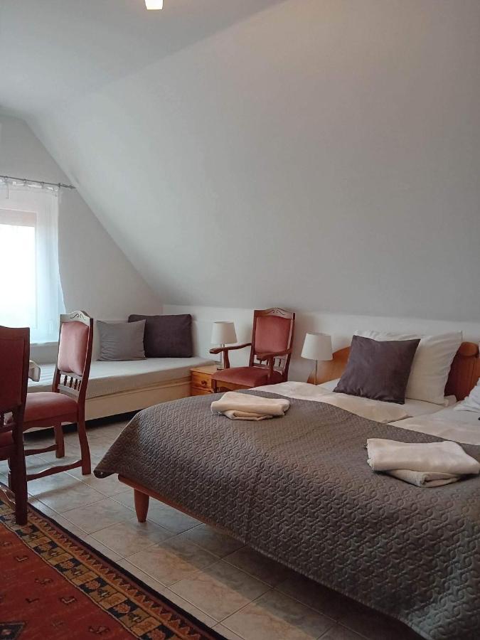 Fertőrákos Szentesi Panzio B&B 외부 사진