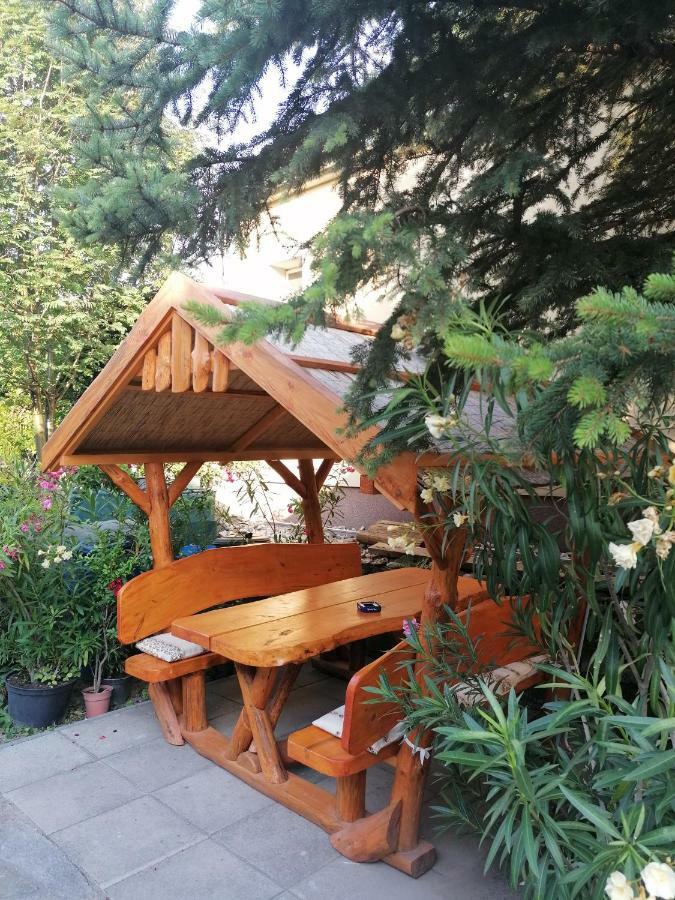 Fertőrákos Szentesi Panzio B&B 외부 사진
